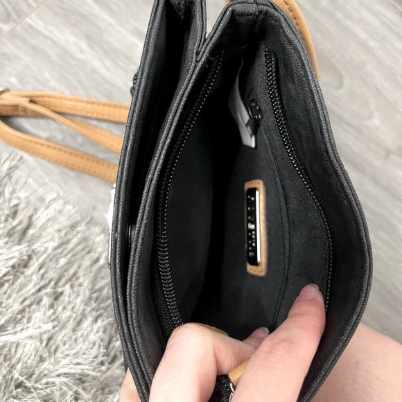 ROSETTI black and tan colorblock crossbody bag - Picture 4 of 5